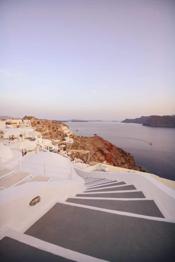 Santorini Photo Locations: A Travel Guide to Santorini