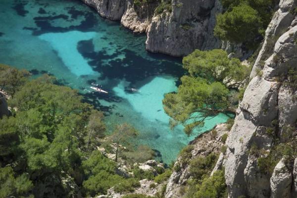 Hiking to Calanque d'En Vau from Cassis, France - Photo Tips, Creative ...